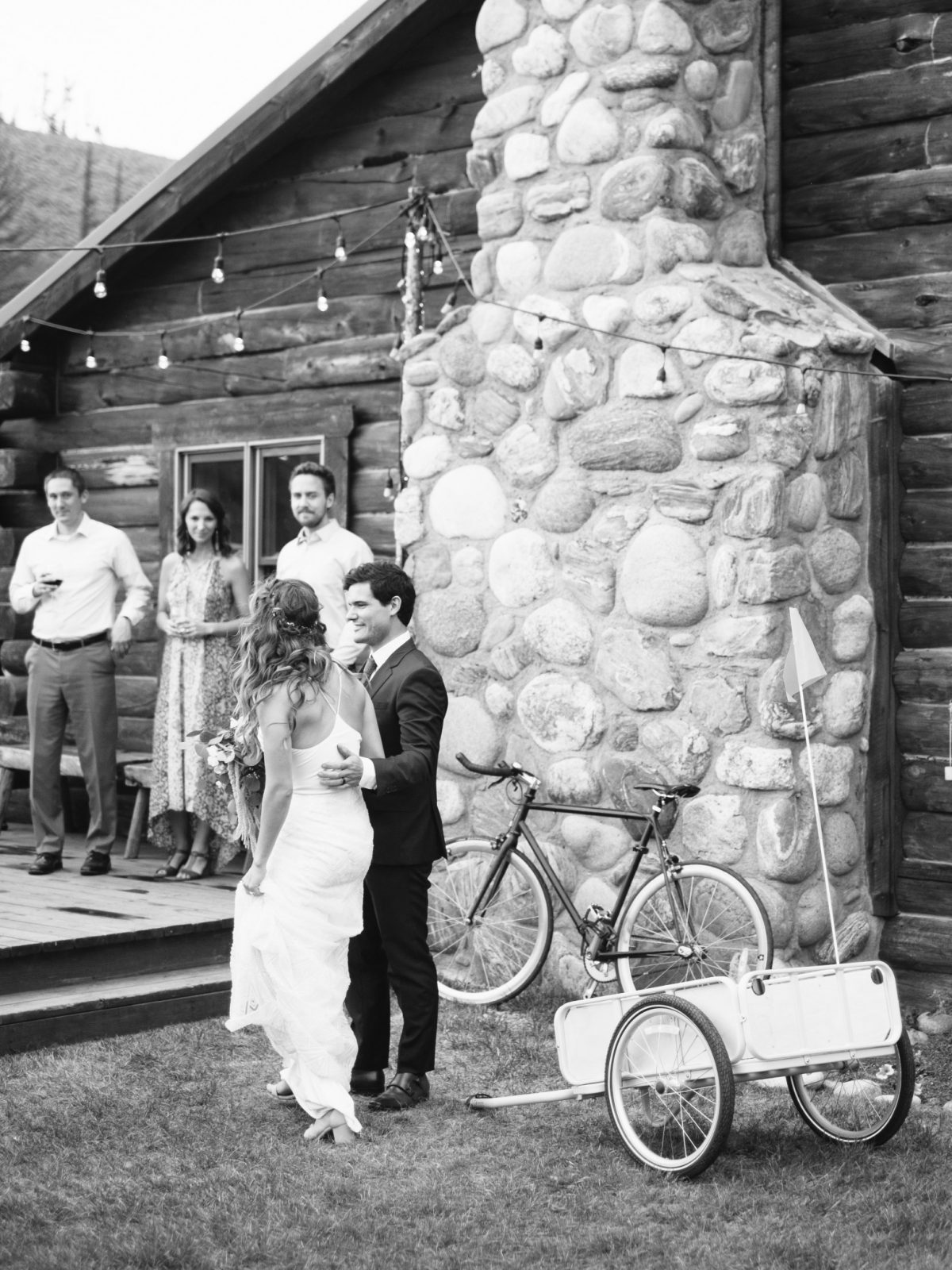 huntsville-alabama-cabin-mountain-rustic-wedding-photographer